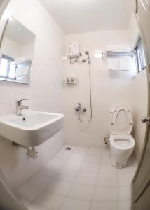 Phòng Tiêu Chuẩn Giường Đôi (Standard Double Room)