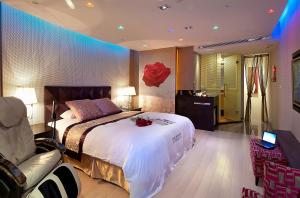 Phòng Đôi Loại Sang (Deluxe Double Room)