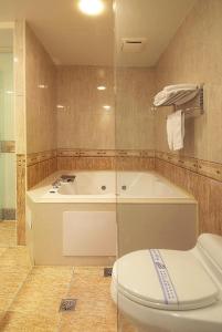 Phòng Tiêu Chuẩn Giường Đôi (Standard Double Room)