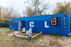 Blue Steel: Tiny Home in The Cedars in Dallas