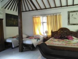 Phòng 4 Người Có Ban Công (Quadruple Room with Balcony)