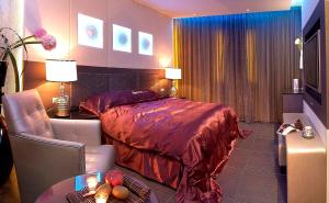 Phòng Tiêu Chuẩn Giường Đôi (Standard Double Room)