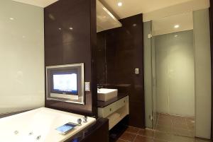 Phòng Đôi Loại Sang (Deluxe Double Room)