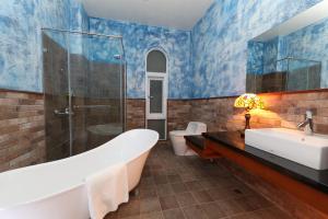 Phòng Tiêu Chuẩn Giường Đôi (Standard Double Room)