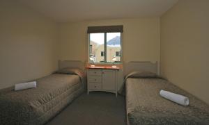 Special Offer - Two-Bedroom Apartment room in Queenstown Gateway Apartments