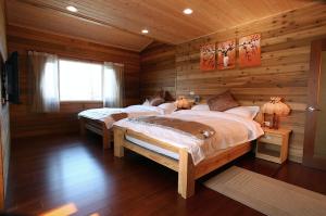 Phòng Tiêu Chuẩn 4 Người (Standard Quadruple Room)