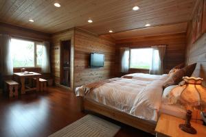 Phòng Tiêu Chuẩn 4 Người (Standard Quadruple Room)