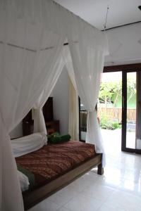 Phòng Giường Đôi Có Sân Hiên (Double Room with Terrace)