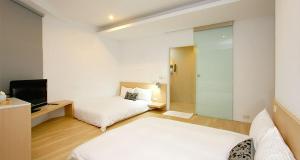 Phòng Tiêu Chuẩn 4 Người (Standard Quadruple Room)