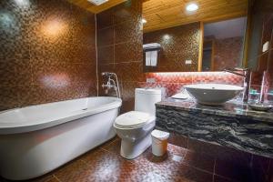 Phòng Loại Sang Giường Đôi (Deluxe Double Room)