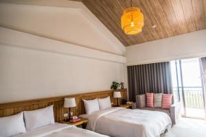 Phòng 4 người Nhìn ra cảnh Núi non (Quadruple Room with Mountain View)