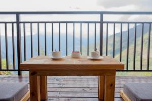 Phòng 4 người Nhìn ra cảnh Núi non (Quadruple Room with Mountain View)