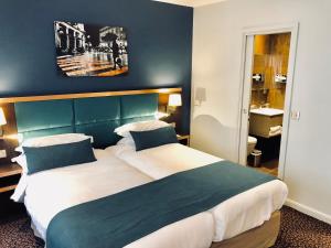 Classic Twin Room room in Best Western Empire Elysees