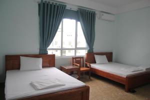 Phòng 4 Người Có Ban Công (Quadruple Room with Balcony)