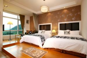 Phòng Tiêu Chuẩn 4 Người (Standard Quadruple Room)