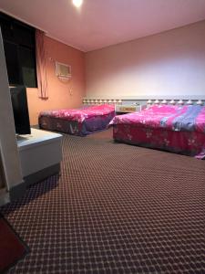 Phòng Tiêu Chuẩn 4 Người (Standard Quadruple Room)