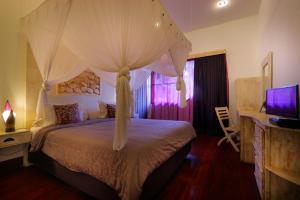 Suite 2 Phòng Ngủ (Two-Bedroom Suite)