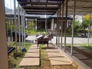 Nhà Nghỉ Dưỡng (Holiday Home)