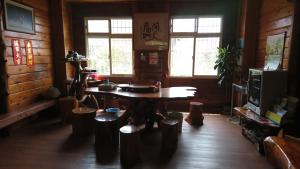 Suite Tiêu Chuẩn Giường Đôi (Standard Double Suite)