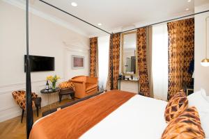 Junior Suite with City View room in Torre Argentina Relais - Residenze di Charme