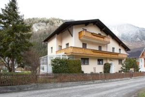 Aparts Handle Haus Bergblick Pfunds Austria J2ski