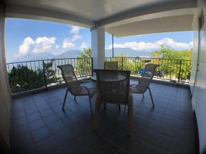 Phòng 4 Người Có Ban Công (Quadruple Room with Balcony)