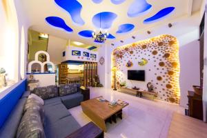 Nhà Phố 2 Phòng Ngủ (Two-Bedroom Townhouse)