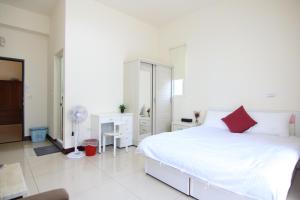 Phòng Giường Đôi Nhìn Ra Núi (Double Room with Mountain View)
