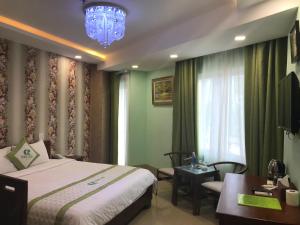 Phòng Có Giường Cỡ King Với Ban Công (King Room with Balcony)