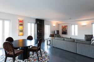One-Bedroom Apartment with Panoramic View room in Pateo Lisbon Lounge Suites