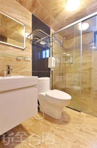 Phòng 4 Người Có Ban Công (Quadruple Room with Balcony)