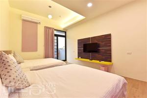 Phòng 4 Người Có Ban Công (Quadruple Room with Balcony)