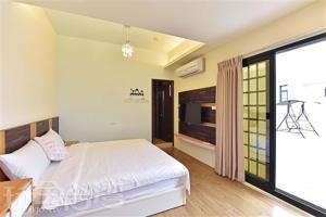 Phòng Có Giường Cỡ Queen Với Ban Công (Queen Room with Balcony)
