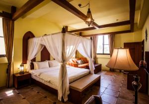 Phòng giường đôi có bồn tắm (Double Room with Bathtub)