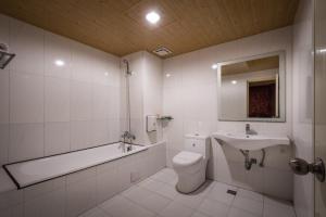 Phòng Loại Sang Giường Đôi (Deluxe Double Room)