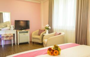 Phòng Đôi Loại Sang (Deluxe Double Room)