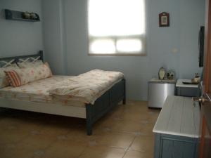 Phòng Tiêu Chuẩn Giường Đôi Với Phòng Tắm Chung (Standard Double Room with Shared Bathroom)