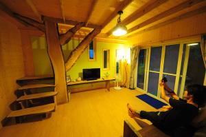 Suite Gia Đình Deluxe (Deluxe Family Suite)