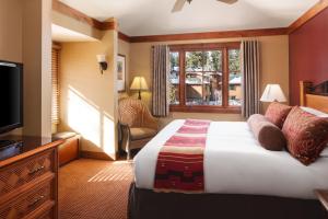 Two-Bedroom Apartment room in Hyatt Residence Club Lake Tahoe, High Sierra Lodge