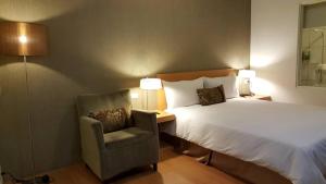 Phòng Đôi Loại Sang (Deluxe Double Room)