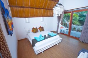 Bungalow Nhìn ra vườn (Bungalow with Garden View)