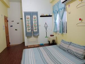 Phòng gia đình với phòng tắm riêng. (Family Room with Private Bathroom)