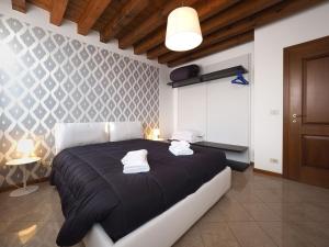 Two-Bedroom Apartment with 2 Bathrooms  room in Cannaregio - Venice Style Apartments