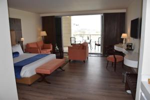 Double Room with Balcony (2 Adults + 1 Child) room in Defence Raya Golf & Country Club