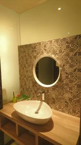 Phòng Đôi Cao Cấp (Superior Double Room)