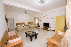 Phòng 4 Người Có Ban Công (Quadruple Room with Balcony)
