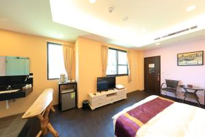 Phòng Deluxe Giường Đôi Có Bồn Tắm (Deluxe Double Room with Bath)