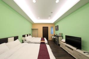 Phòng 4 Người Có Bồn Tắm (Quadruple Room with Bath)