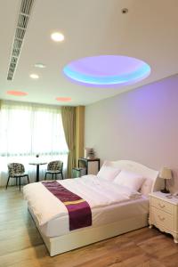 Phòng Giường Đôi Nhìn Ra Vườn (Double Room with Garden View)