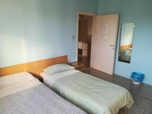 Twin Room with Shared Bathroom room in Venice Lagoon House B&B
